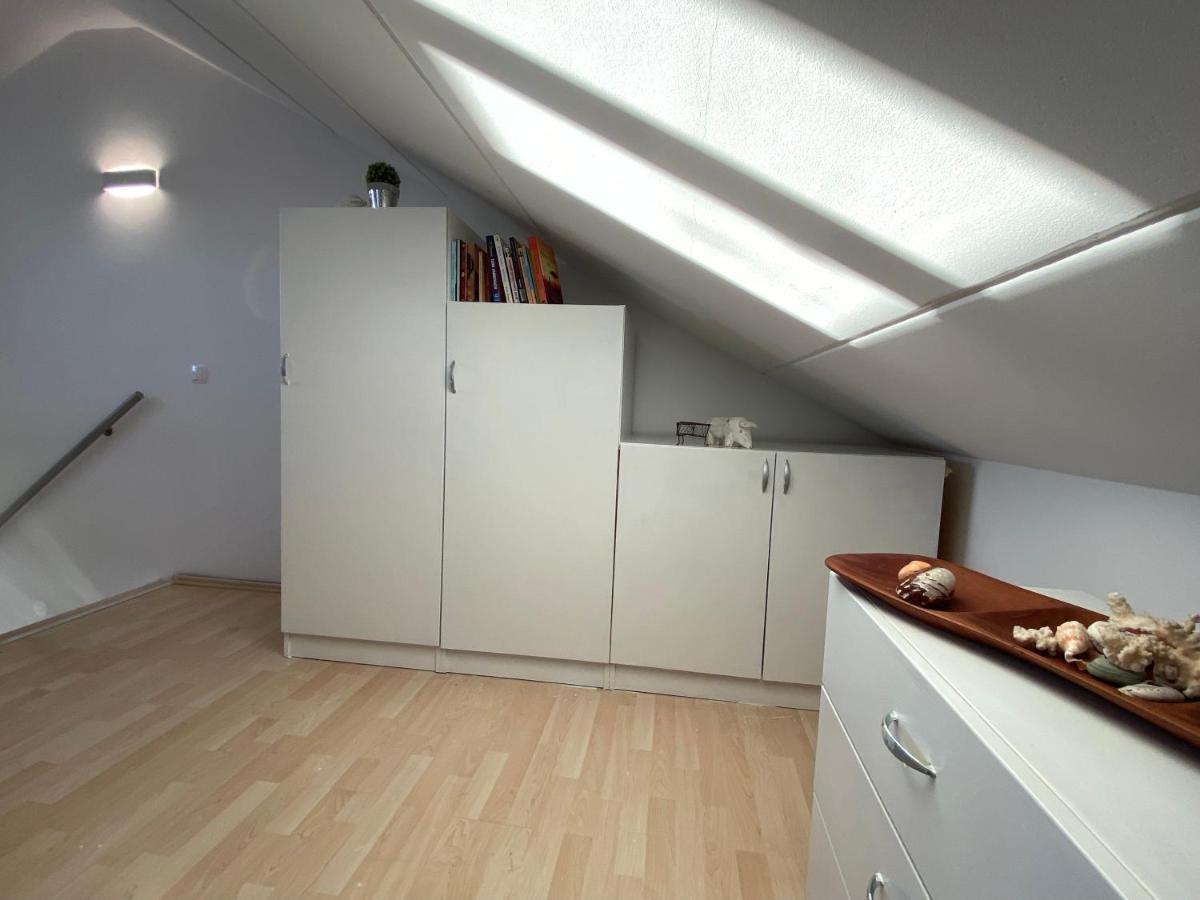 Apartamento Tanis Ocean Loft Martinšćica Exterior foto